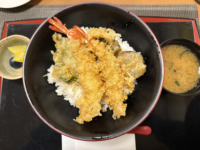 鶴巻温泉駅 弘法の里湯で楽しめるお食事処