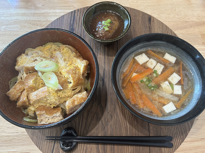 穏やか空間で、満足ランチ！東海大学前駅 たべれっと
