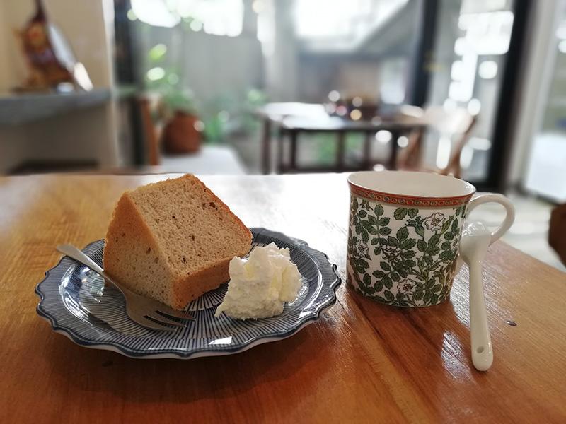 米粉シフォンケーキで癒しティータイム