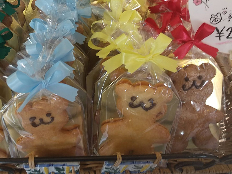メルヘンの世界に入ったような洋菓子店