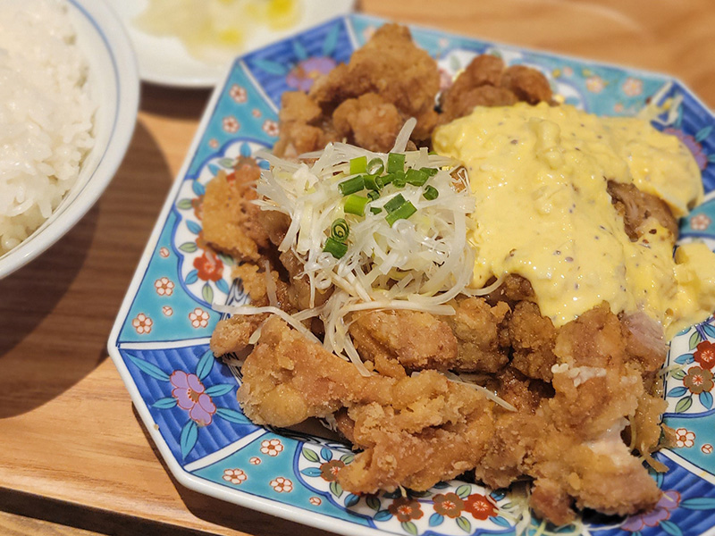 おしゃれな居酒屋さんで食べられる定食
